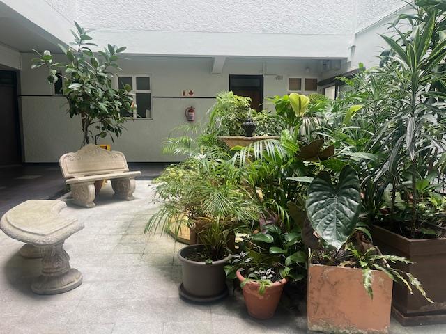 To Let 2 Bedroom Property for Rent in Sea Point Western Cape